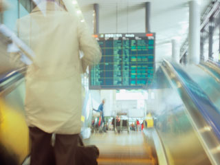 成田空港へのアクセスガイド